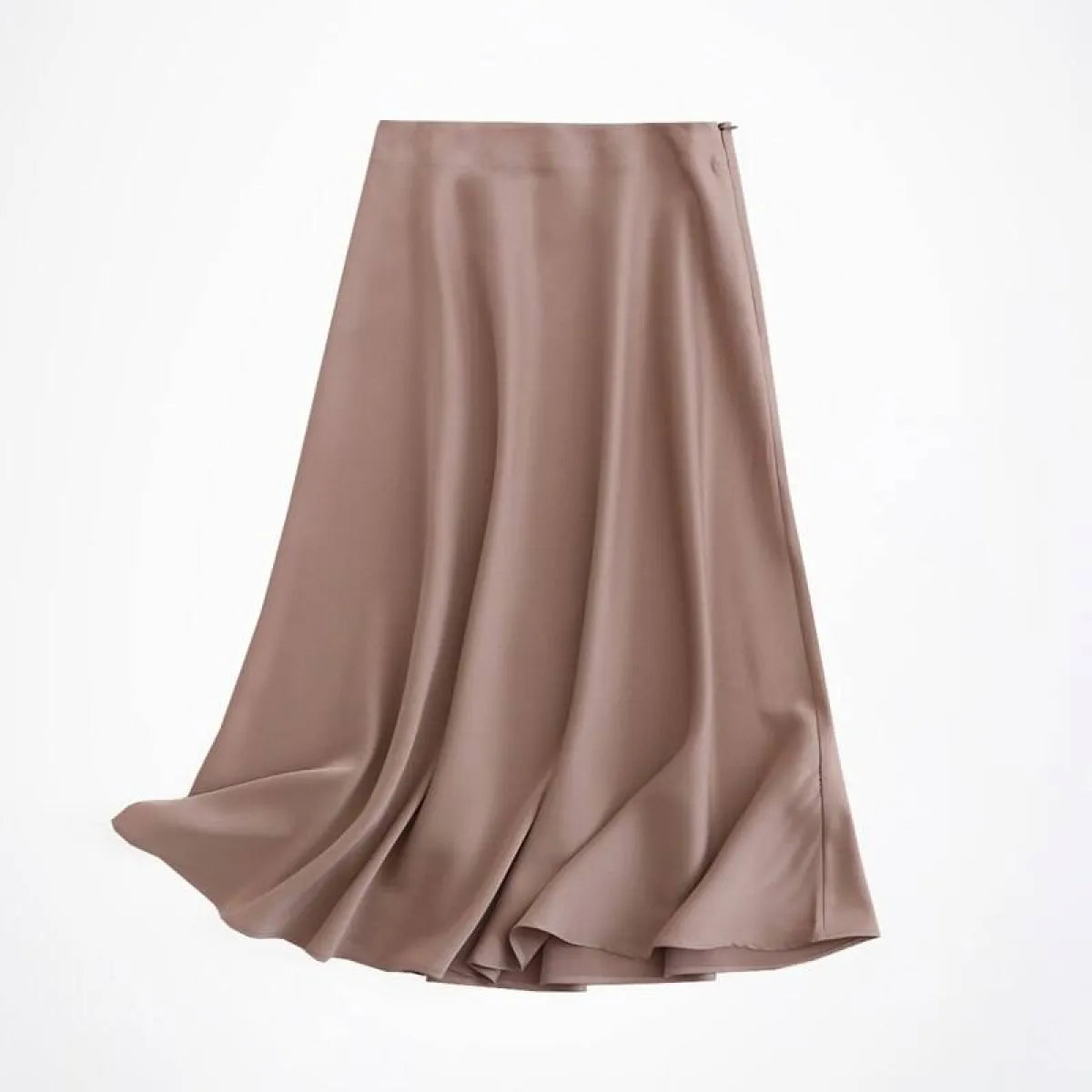 Satin Skirt perfect for elegant dinner at the coast
