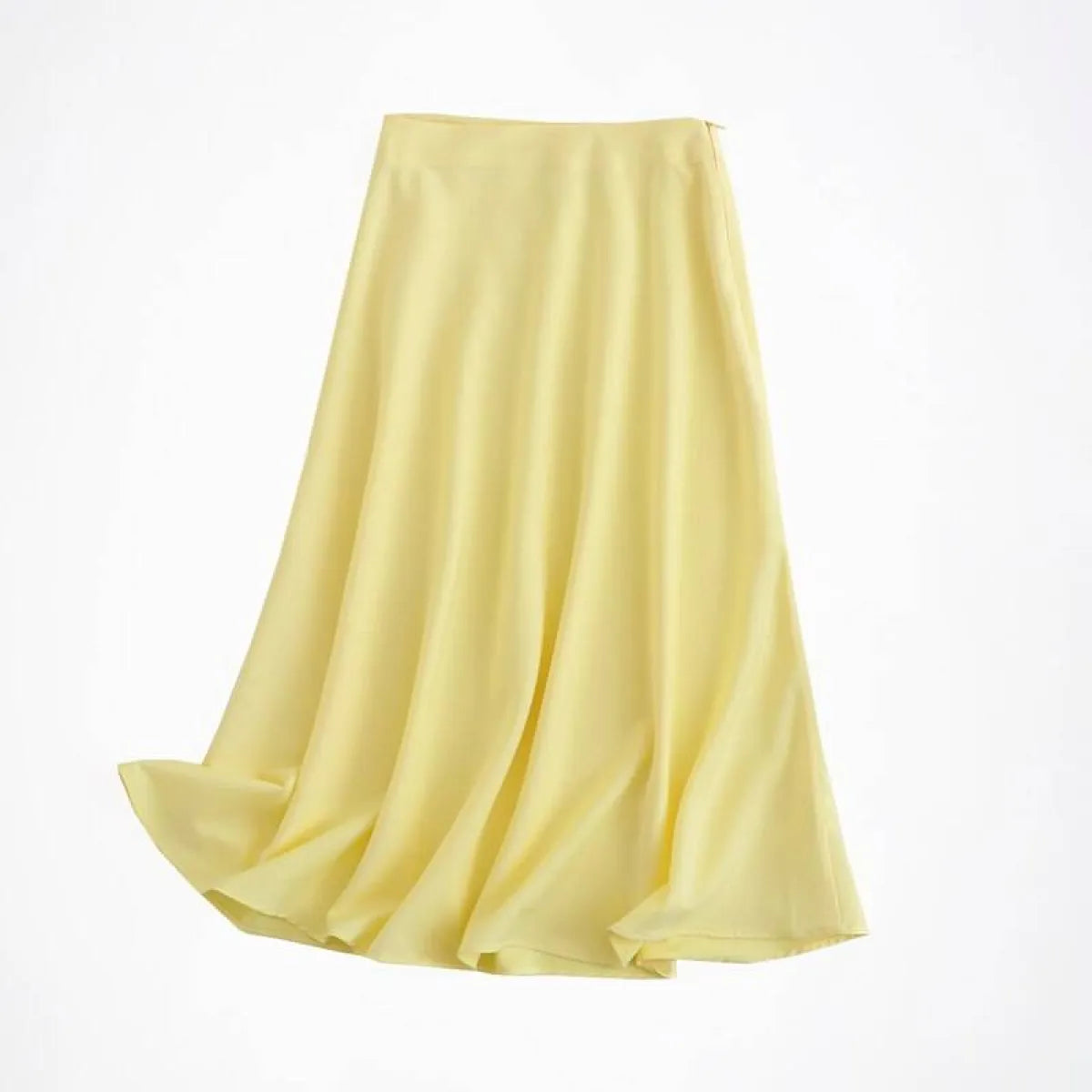 Satin Skirt perfect for elegant dinner at the coast